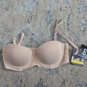 MaidenformWomen's Strapless Bra in Nude NWT